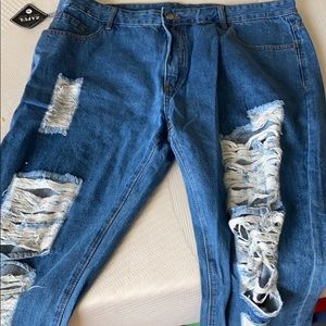 Mens distressed blue jeans size 40